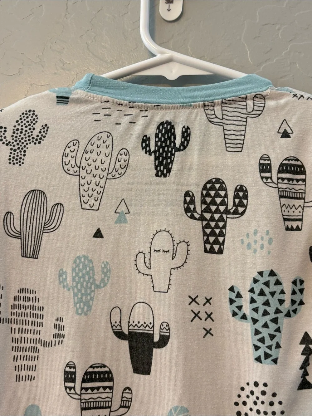 Little Sleepies OG white blue black cactus print long sleeve pajama top size 3T